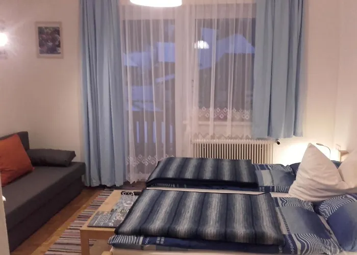 Steiner Han/Misafirhane *